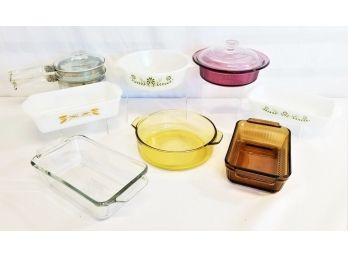 Vintage Great Selection Of Eight Pyrex, Corning Ware And Fire King Cookware