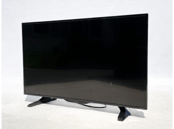 An Insignia 38' Roku TV