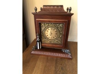 Mantle Clock