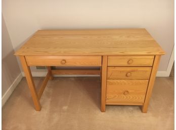 Vermont Tubbs Solid Wood Desk In Excellent Condition