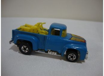 1973 Hot Wheels Pickup Truck With Motorcycles In Back