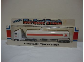 ERTL Diecast Citgo Mack Tanker Truck 1/64