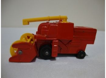 1977 Matchbox Lesney England Combine Harvester No. 51