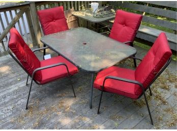 Patio Table & 4 Chairs ~ Like New Cushions ~