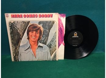 Bobby Sherman. Here Comes Bobby On 1970 Metromedia Records. Vinyl Is Near Mint.