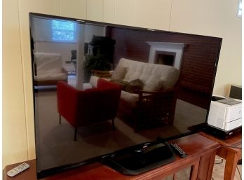 LG 55' LED 1080p - 120Hz - HDTV, Model 55LN5100