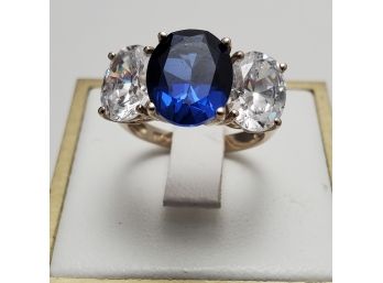 14k Blue And White Crystal Ring Size 6.5