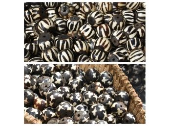 Black And White Zebra Stripe And X Pattern Batiked Barrel Beads Lot 1