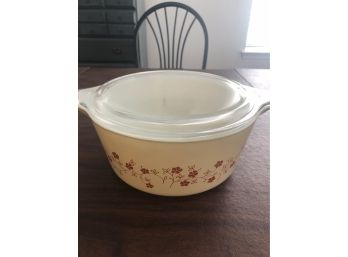 Pyrex Bowl With Clear Glass Lid And Soft Fabric Cover