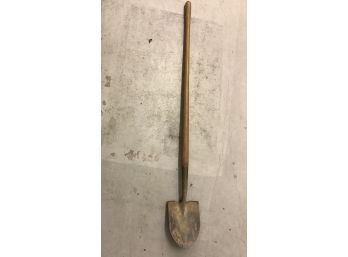 51 Inch Steel Shovel With Wooden Handle