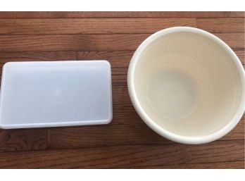 Tupperware With Lid Plus Large Bowl By Counter Craft