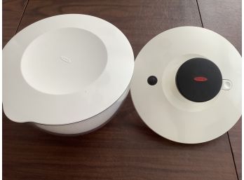 Oxo 3 Piece Salad Spinner And Storage Cover