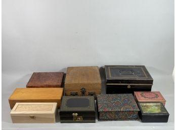 LOT OF BOXES, INCLUDES TOLLWARE CASH BOX, LEATHER JEWELRY BOX, ETC