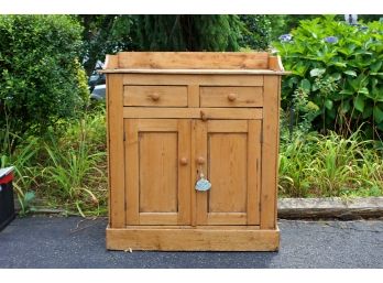 Wonderful Vintage Pine Dry Sink