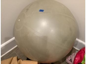 370, 30' Exercise Ball