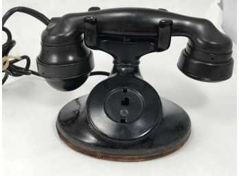 Western Electric Rotary Table Top Phone With Round Base