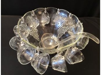 Lovely Anchor Hocking Grapes Punch Bowl Set With Pedestal Base & 12 Cups Hooks And Ladle Grapes Pattern