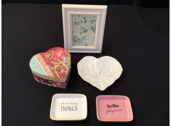 Hearts & Cherubs And Pink  & Ivory Lot Pretties For The Boudoir