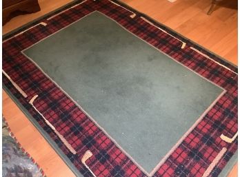 192, Pair Of Green And Red Golf Rugs