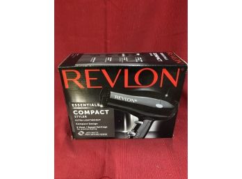 New Revlon Compact Hairdryer 1875 Watt In Box