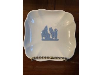 Wedgwood Etruria And Barlaston Vintage Queensware Blue Relief Dish