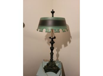 Slotted Shade Lamp