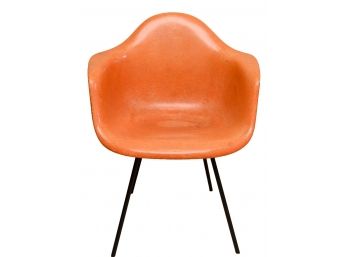 Possible Eames Mid-Century Modern Tulip Chair