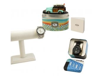 Limited Edition Collectible Wagon With Surf Board Desk Clock In Original Tin And Two Fossil Watches