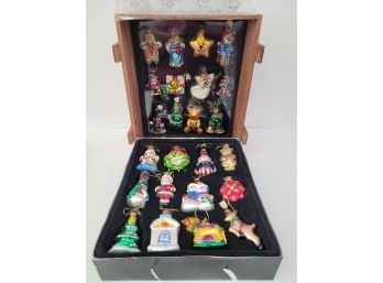 2002 Thomas Pacconi Christmas Ornament Collection