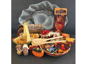 Thanksgiving Serving Ware And Decor