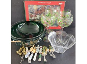 Christmas Theme Serving Ware