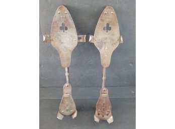 Antique Ice Skates - Union Hardware Torrington, Ct.  No.16 Size 11.5