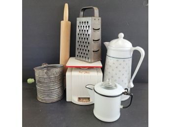 Vintage Kitchen Lot