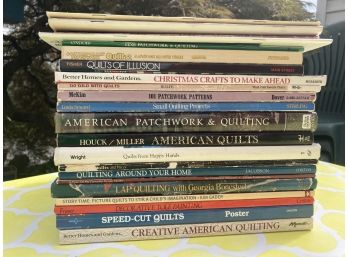 22 Quilt And Craft Books