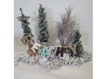 Beachy Christmas Theme Decor