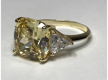 Fantastic Sterling Silver Ring With 14kt Overlay - With Yellow & White Topaz Colored Stones - GREAT RING !