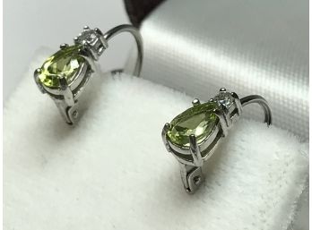 Gorgeous Sterling Silver / 925 Peridot & White Zirconia Earrings - Very Pretty - Brand New - Never Worn