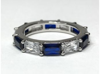 Elegant Sterling Silver / 925 Ring With Sapphire Blue Stones & White Topaz - Looks Very Expensive VERY PRETTY