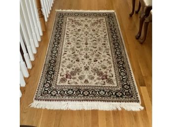 Beautiful Wool Rug ~ Made In  India ~