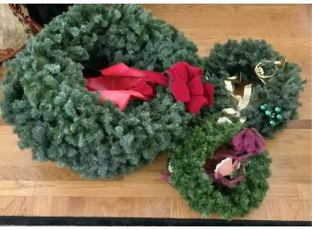 9 Christmas Wreaths