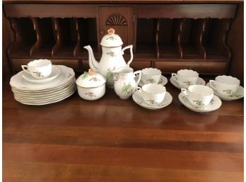 Herend Coffee Service With Scalloped Edges For 6