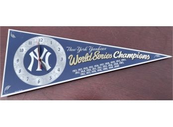 Yankees World Series Clock Pendent