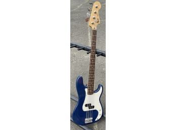 Squier By Fender P-bass Electric Guitar
