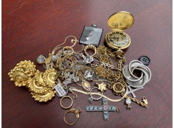 Contents Of Jewelry Box  2