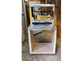 DeWalt DW 734 12.5' Thickness Planer With Rolling Table Stand