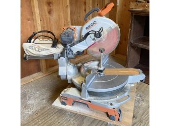 Rigid 12' Compound Sliding Miter Saw