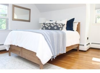 Beautiful Modern Full Size Wooden Bed Frame