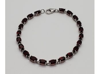 Mozambique Garnet Bracelet In Platinum Over Sterling