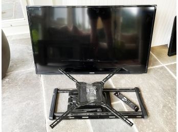 A Samsung 47' Flatscreen TV With Wall Mount