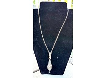 Super Cool Zip Up Necklace With Pendant